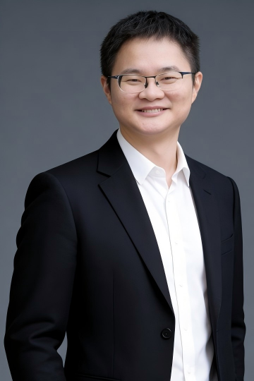 周必华老师照片